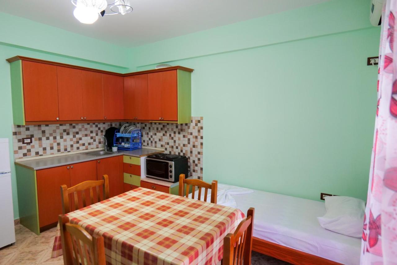 Rei Apartments Sarandë Exterior foto