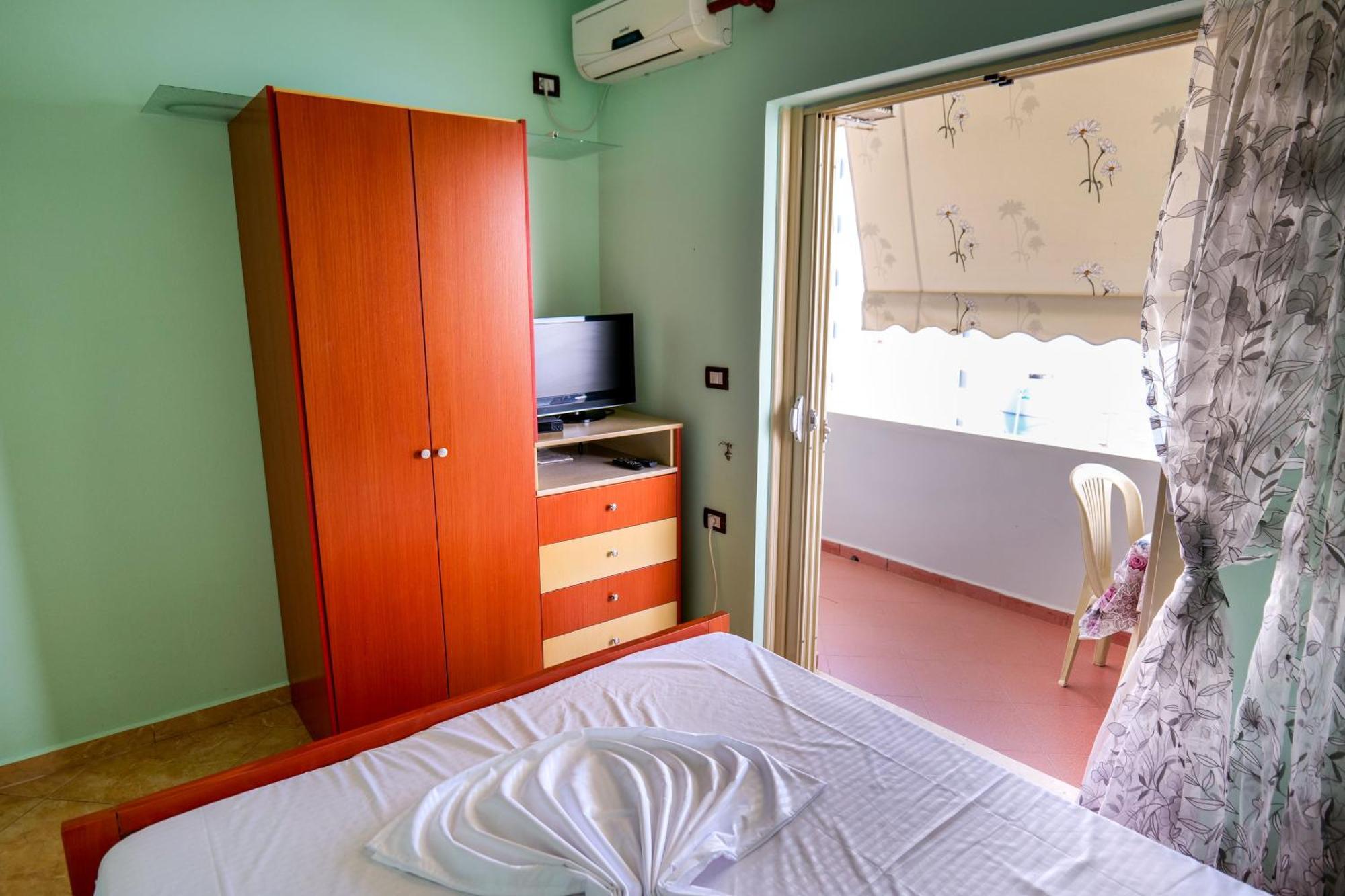 Rei Apartments Sarandë Quarto foto