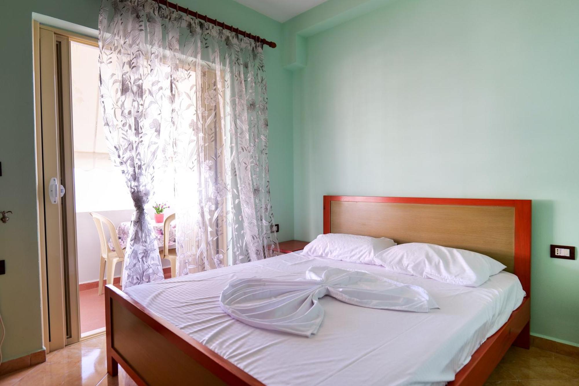 Rei Apartments Sarandë Quarto foto