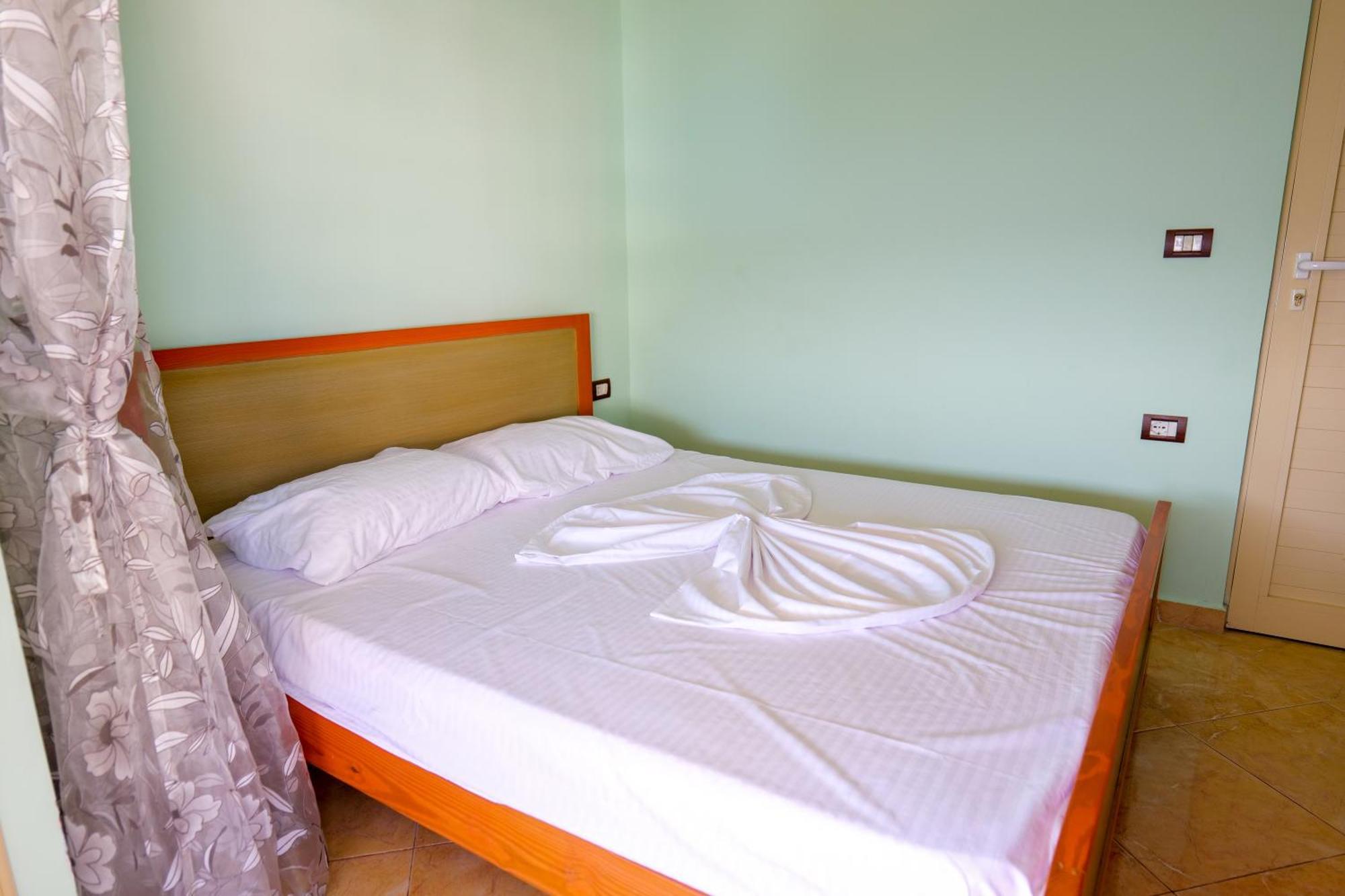 Rei Apartments Sarandë Quarto foto