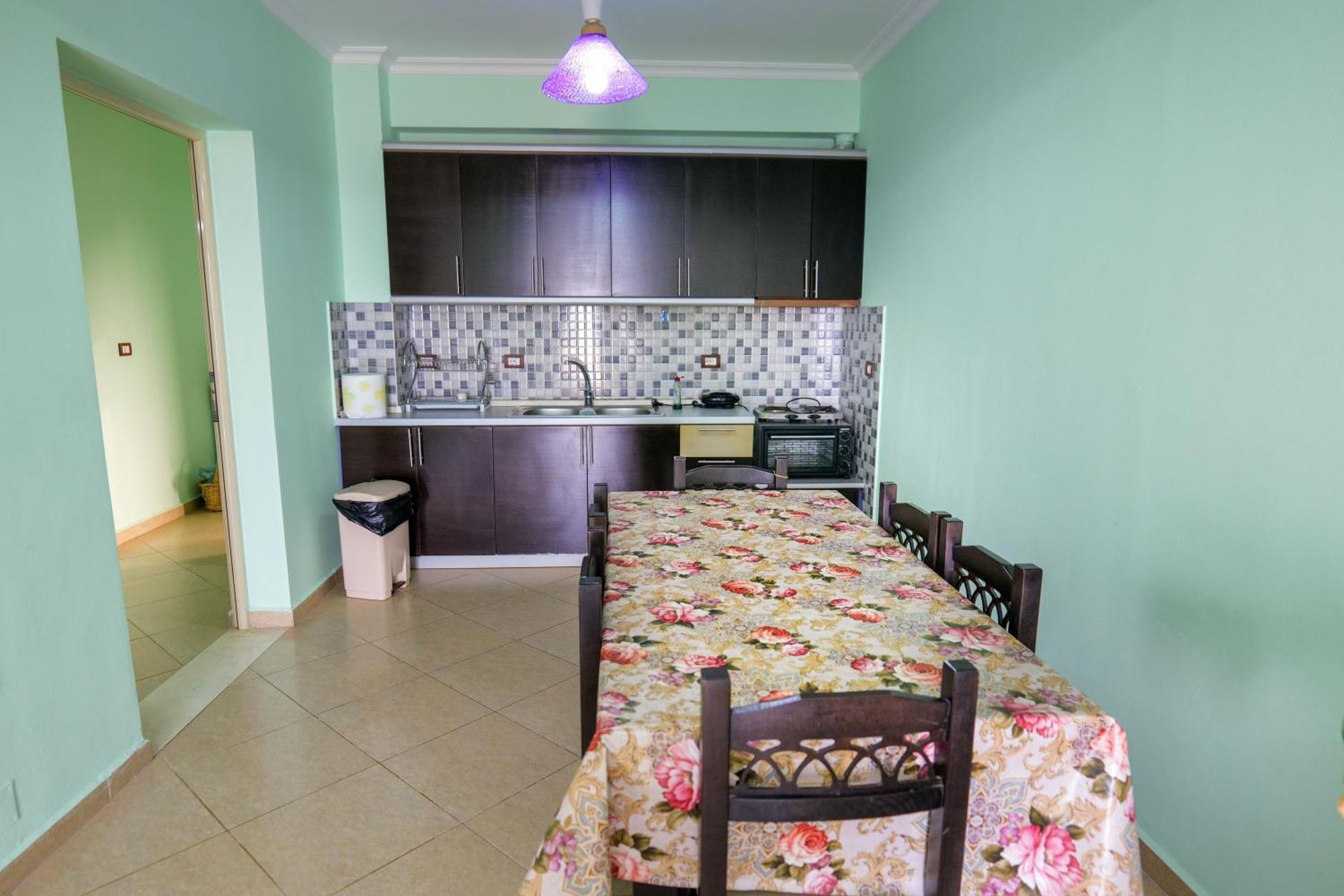 Rei Apartments Sarandë Quarto foto